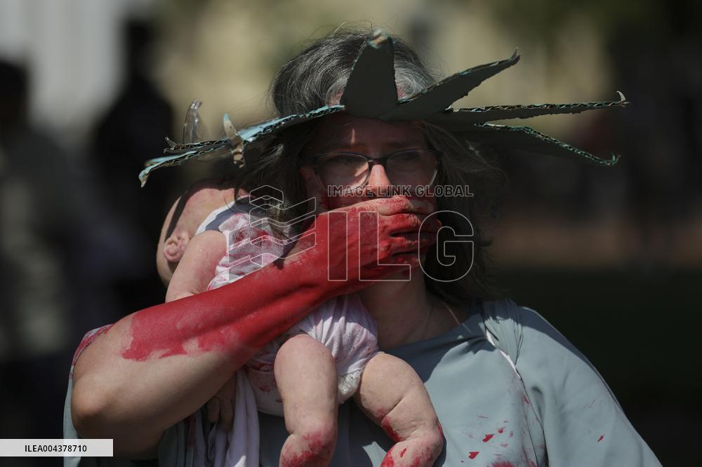 Free Abrego Rally At White House - Washington