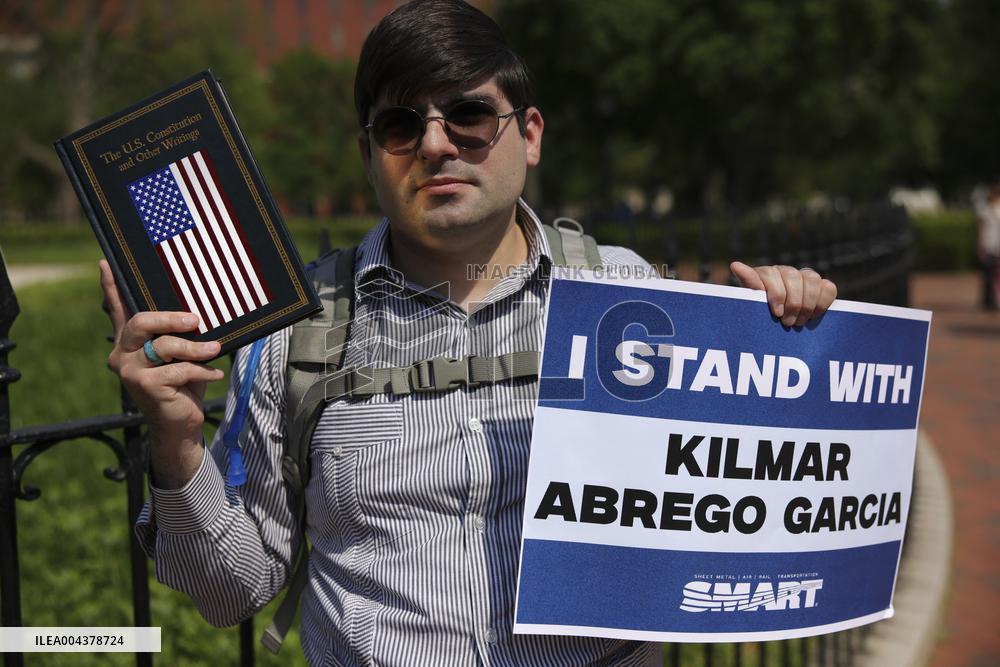 Free Abrego Rally At White House - Washington