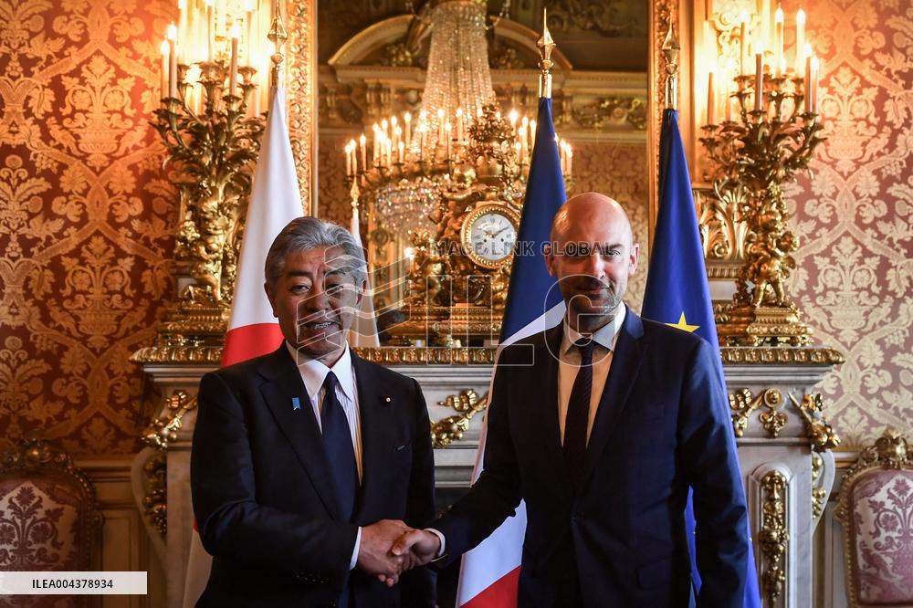 Jean Noel Barrot Welcomes Takeshi Iwaya - Paris