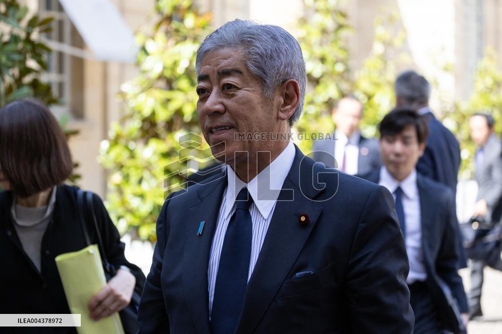 Japanese Foreign Affairs Minister arrives for a meeting at Matignon - Paris