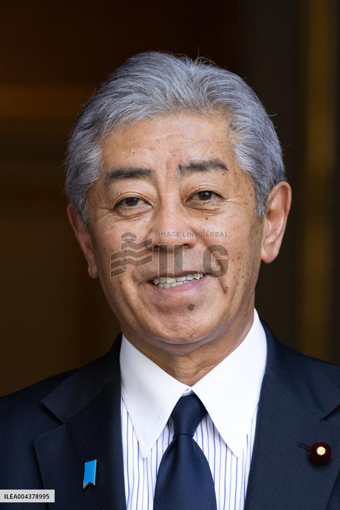 Japanese Foreign Affairs Minister arrives for a meeting at Matignon - Paris