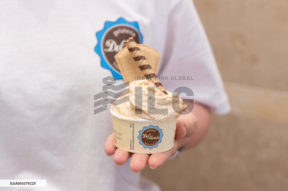 Special Franciscus Ice Cream Flavor - Italy