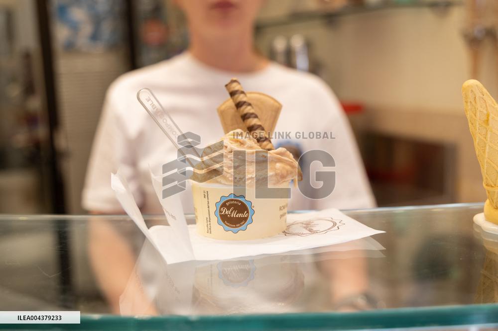 Special Franciscus Ice Cream Flavor - Italy