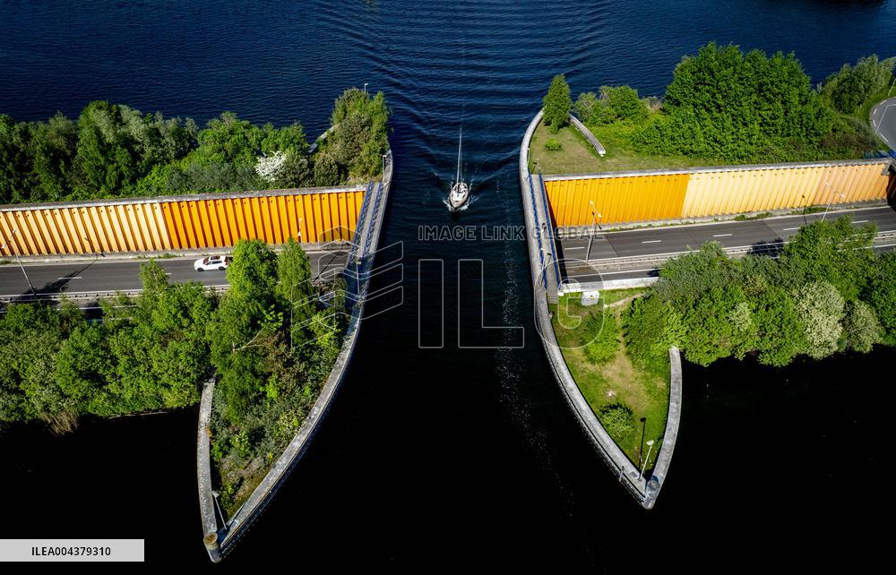 The Veluwemeer Aqueduct Illustrations - Netherlands