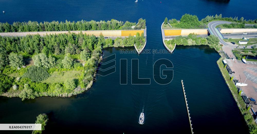 The Veluwemeer Aqueduct Illustrations - Netherlands