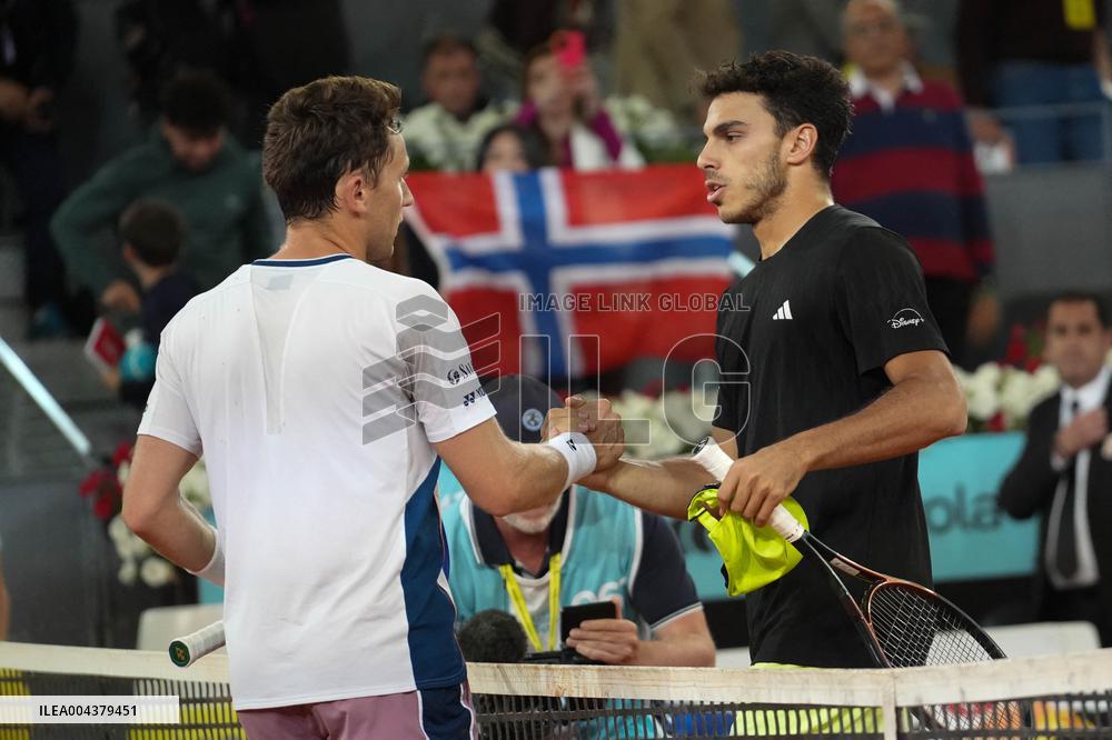Madrid Open 2025 - Casper Ruud v Francisco Cerundolo
