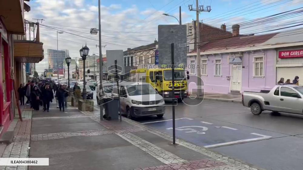 Chile: Residents Evacuate to Higher Ground After M7.4 Earthquake Strikes Off Southern Coast