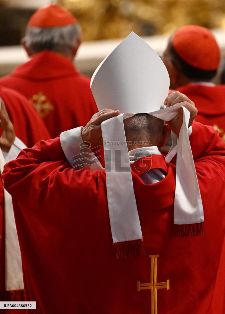Cardinals Attend the Seventh Novemdiale Mass - Vatican