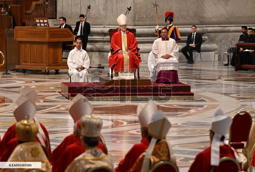 Cardinals Attend the Seventh Novemdiale Mass - Vatican