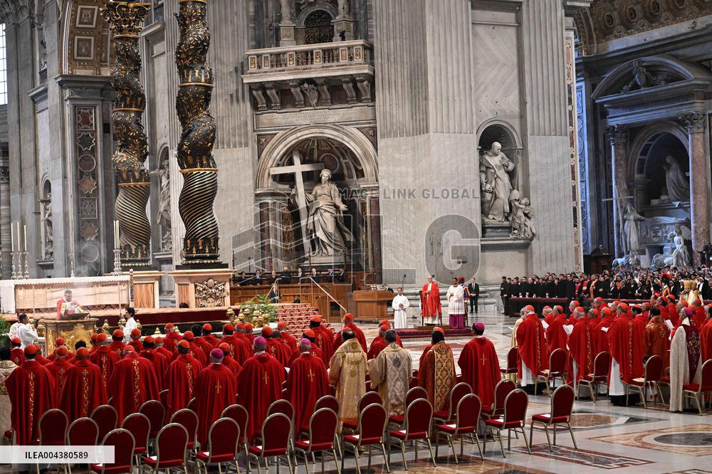 Cardinals Attend the Seventh Novemdiale Mass - Vatican