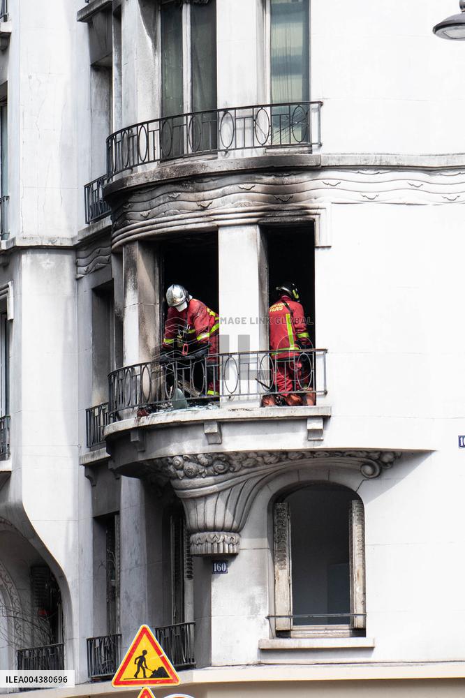 Three Injured in Serious Fire - Paris