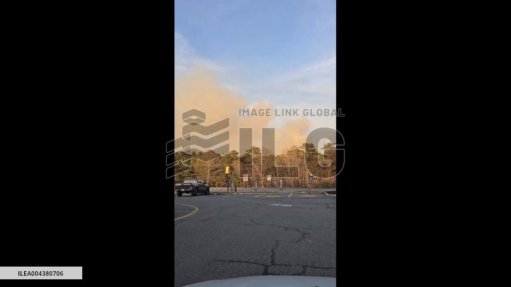 US: Brush Fire at Joint Base Sends Huge Smoke Over Bourne, Massachusetts