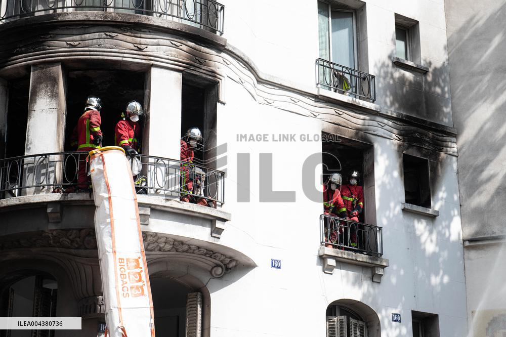 Three Injured in Serious Fire - Paris