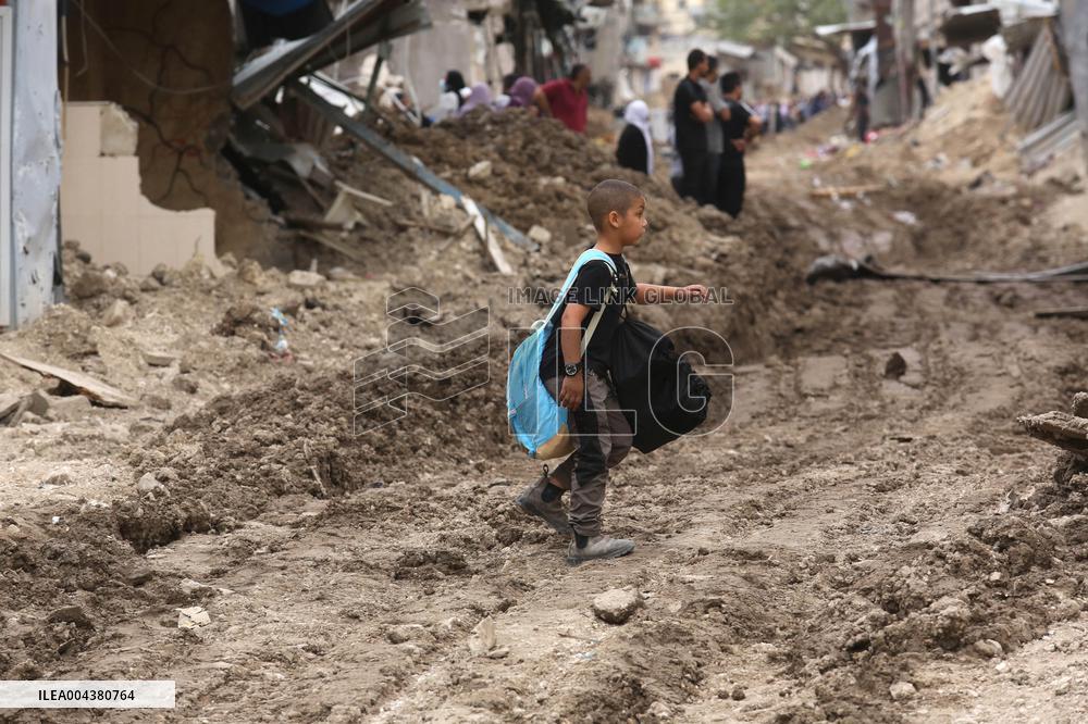 Israeli Forces Demolish Refugee Camp - West Bank