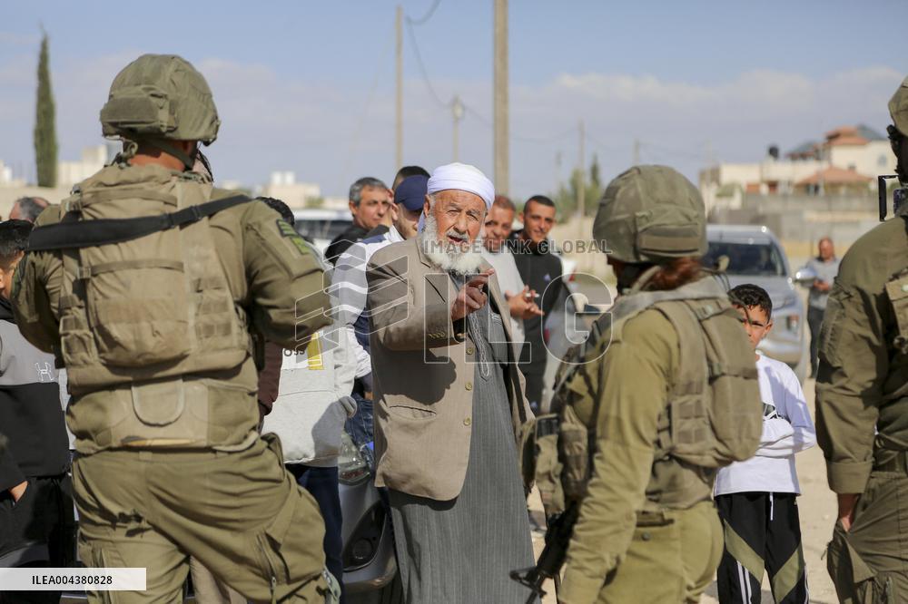 Settlers Occupy Palestinian Land Near Hebron - Palestine