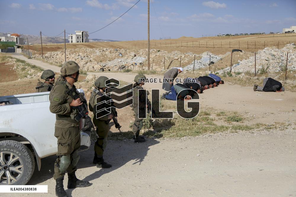 Settlers Occupy Palestinian Land Near Hebron - Palestine