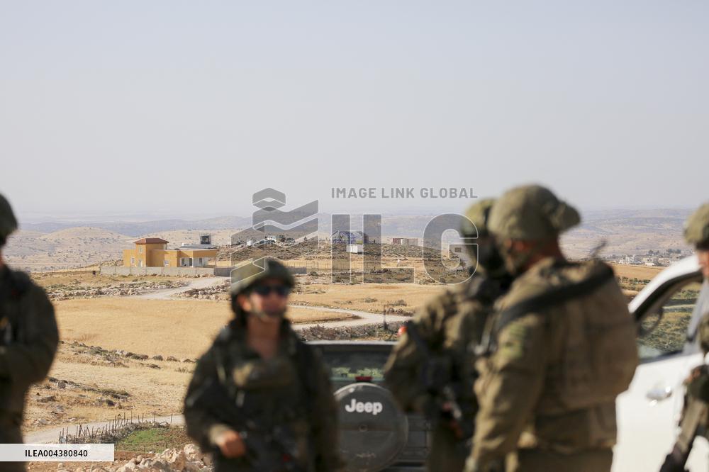 Settlers Occupy Palestinian Land Near Hebron - Palestine