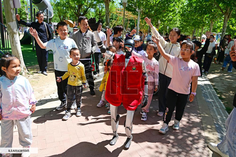 Robot Performance Show