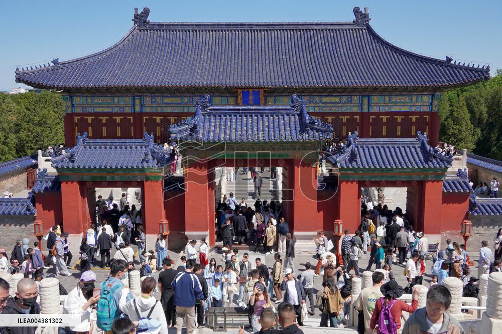 Tour in Beijing During May Day Holiday