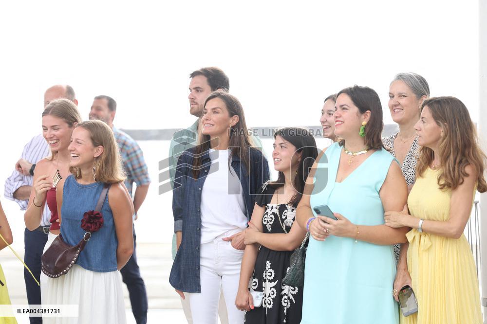 Princess Leonor Greets Queen Letizia - Panama