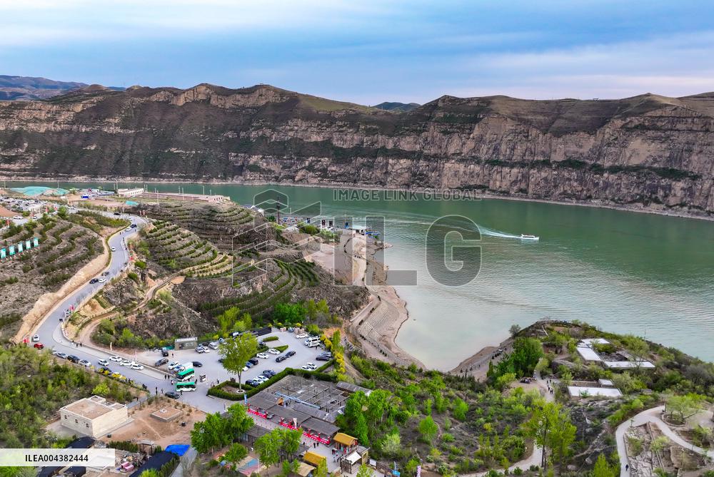 Laoniuwan Yellow River Grand Canyon in Hohhot