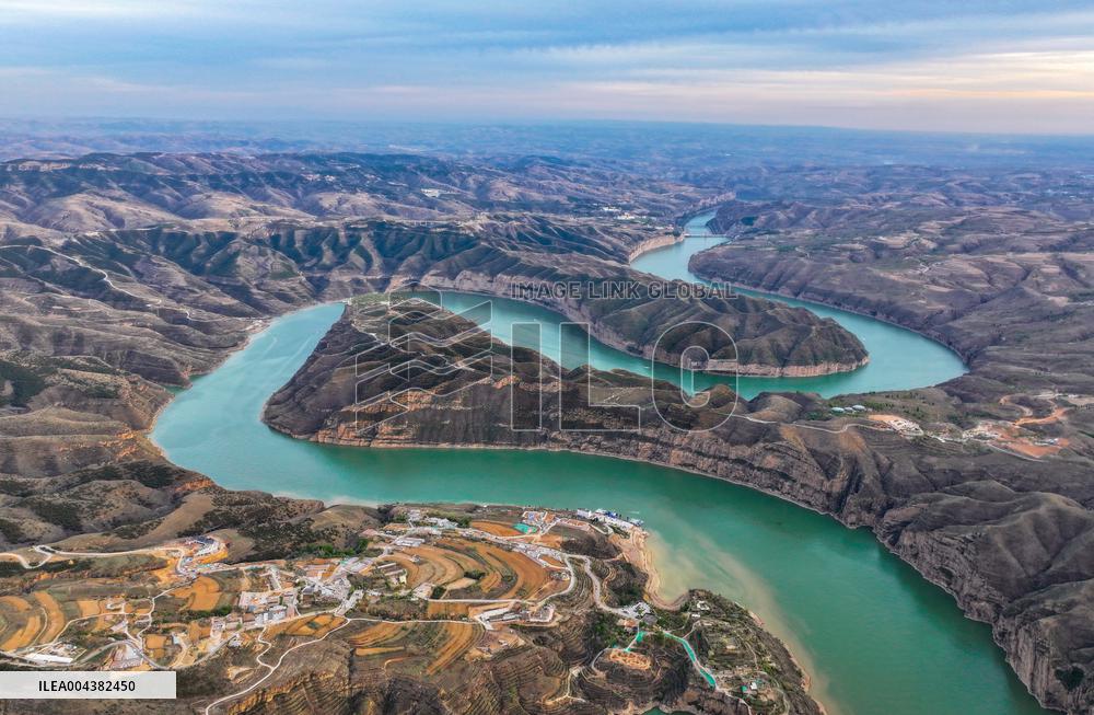 Laoniuwan Yellow River Grand Canyon in Hohhot