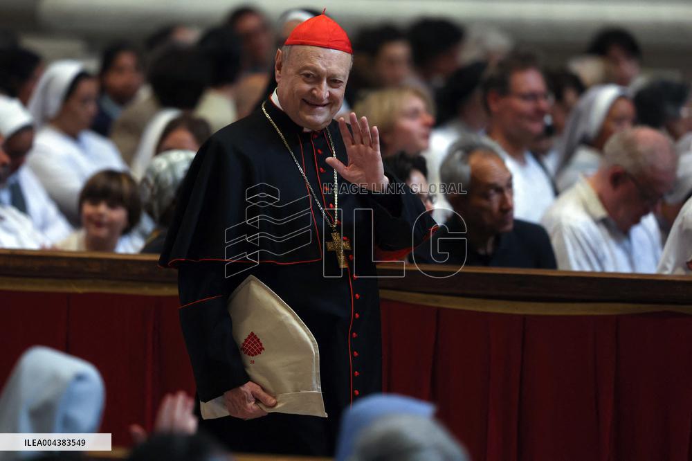 Eighth Mass of The Novendiali in Suffrage of Pope Francis - Vatican