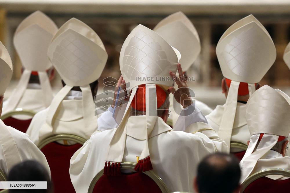 Eighth Mass of The Novendiali in Suffrage of Pope Francis - Vatican