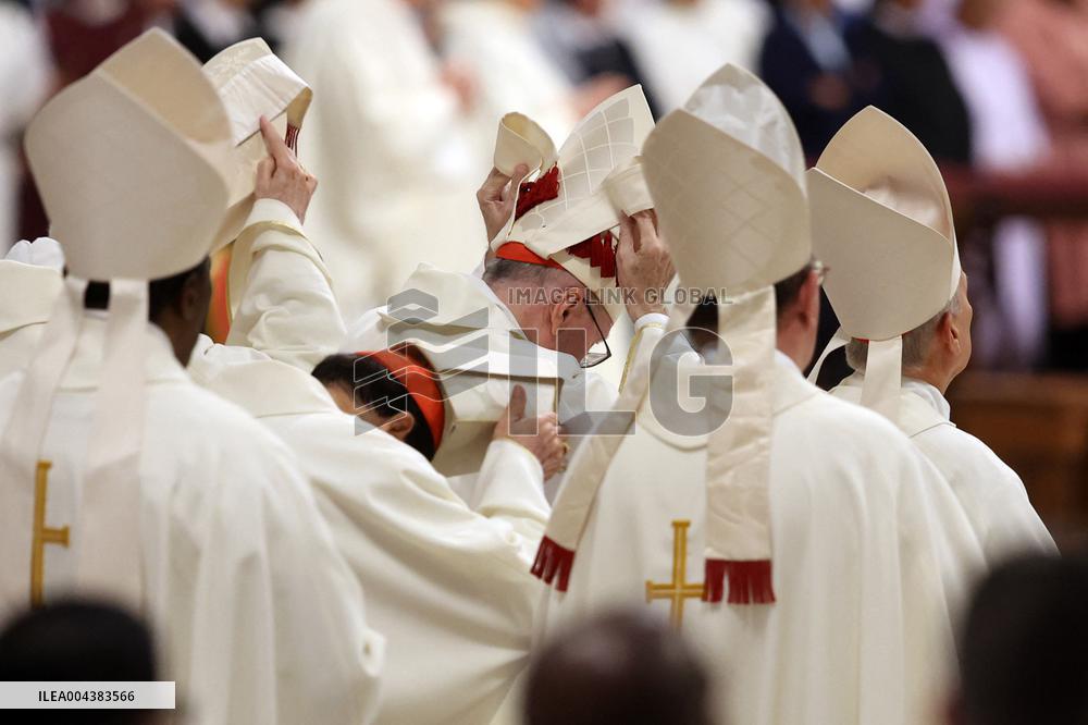 Eighth Mass of The Novendiali in Suffrage of Pope Francis - Vatican