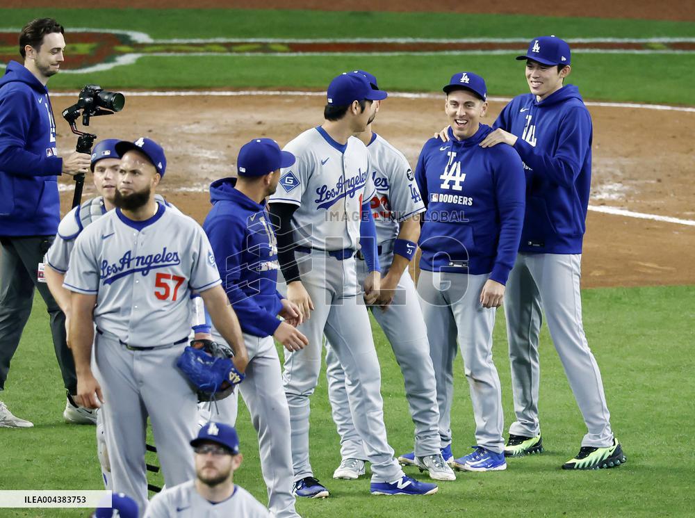 Baseball: Dodgers vs. Braves
