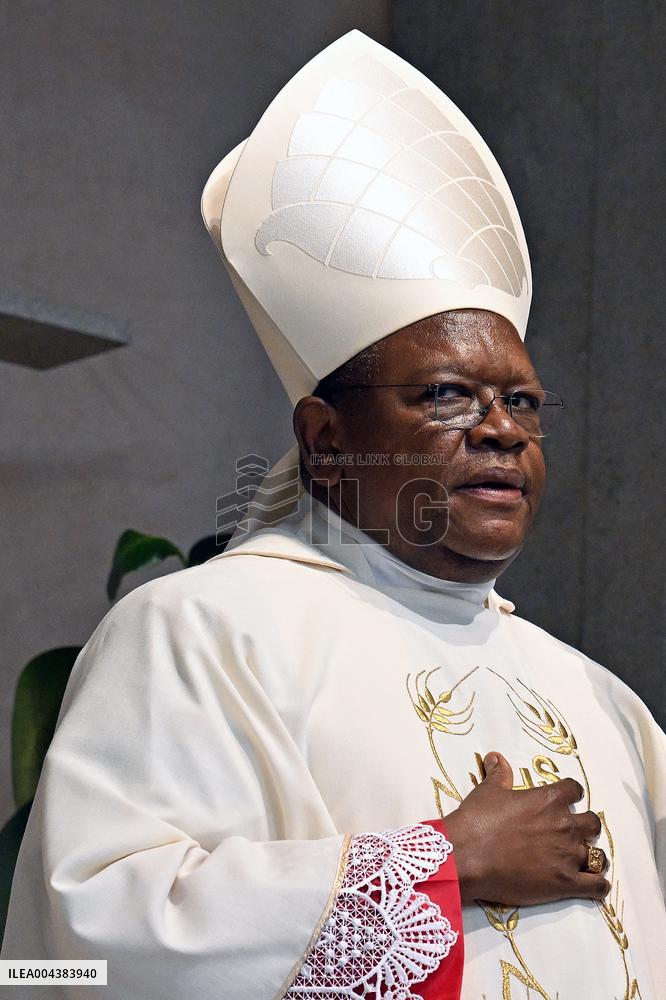 Cardinal Elector Fridolin Ambongo Besungu Celebrates A Mass - Rome