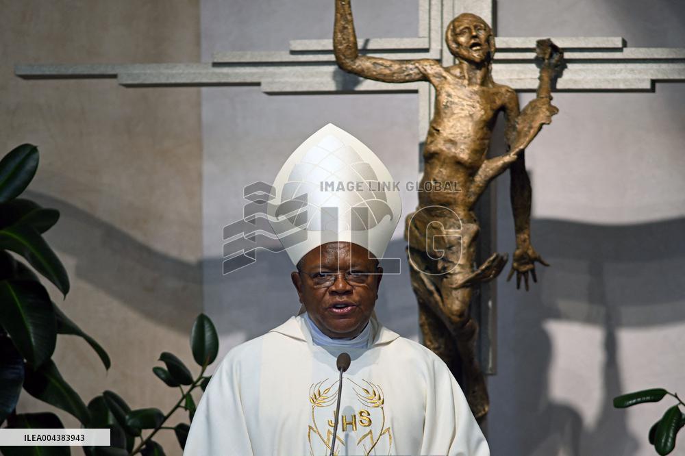 Cardinal Elector Fridolin Ambongo Besungu Celebrates A Mass - Rome