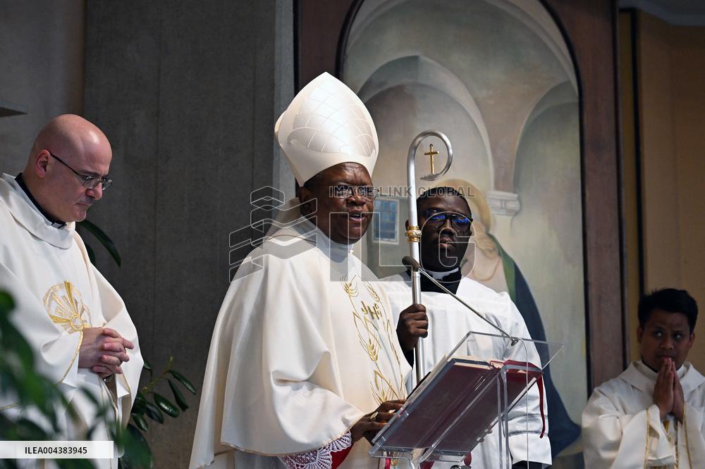 Cardinal Elector Fridolin Ambongo Besungu Celebrates A Mass - Rome
