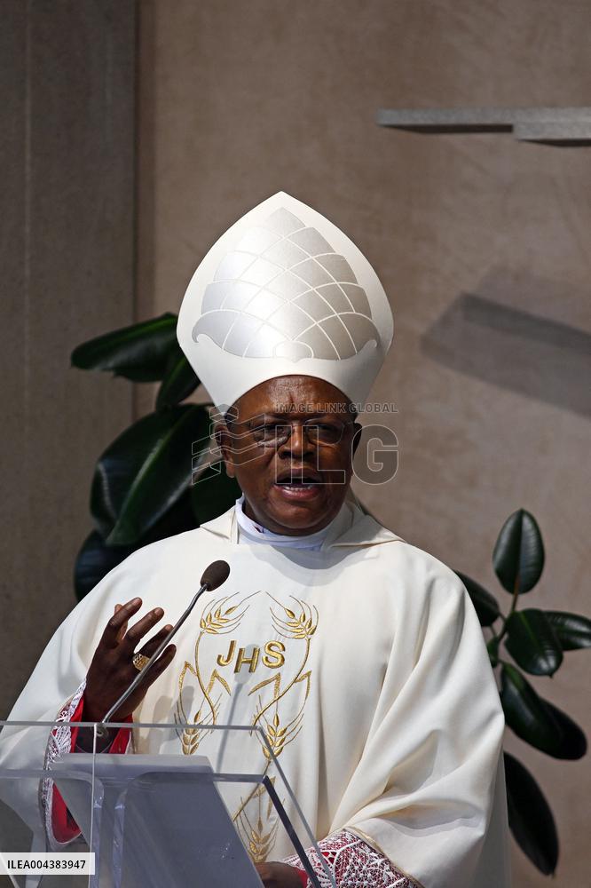 Cardinal Elector Fridolin Ambongo Besungu Celebrates A Mass - Rome