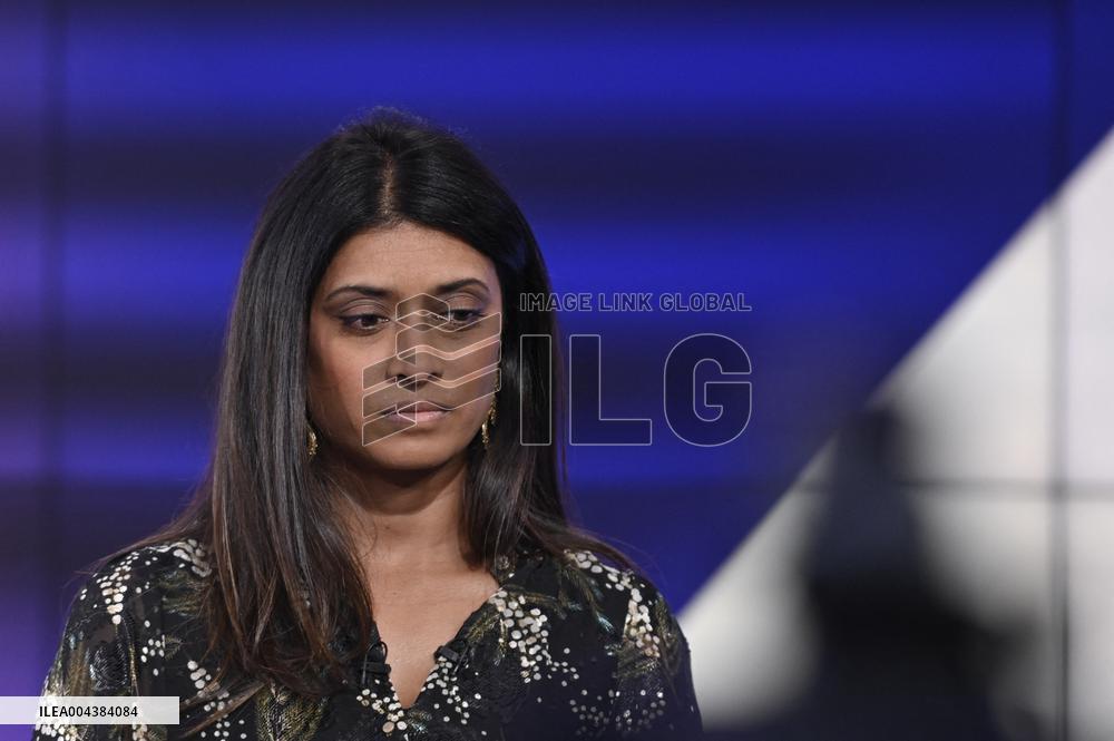 Prisca Thevenot On Dimanche En Politique - Paris