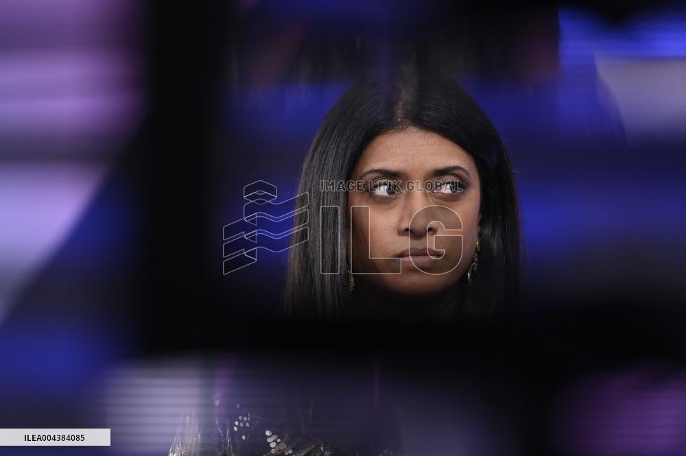 Prisca Thevenot On Dimanche En Politique - Paris