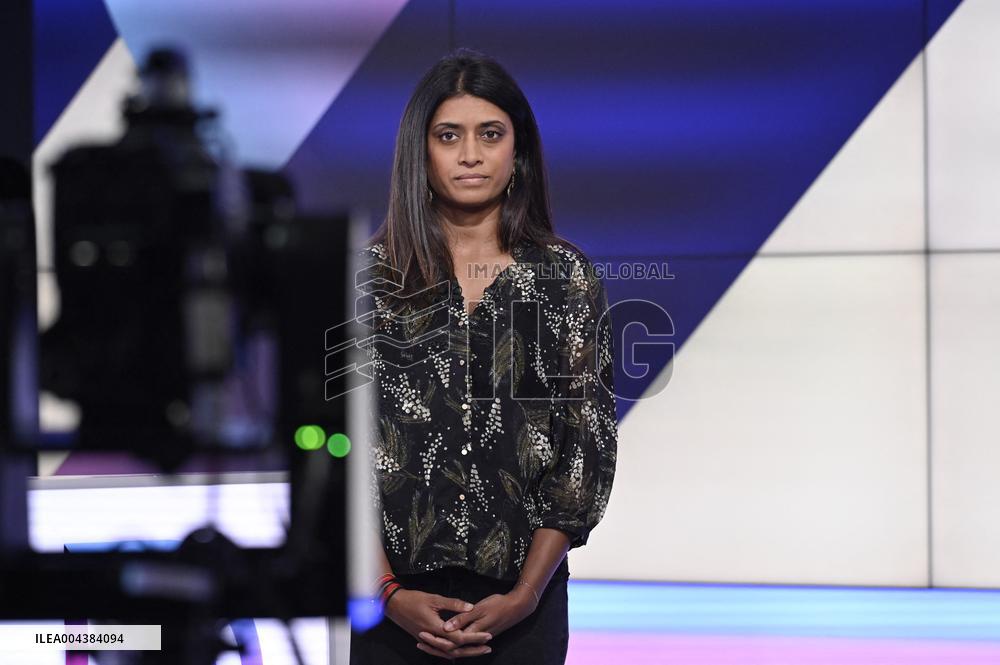 Prisca Thevenot On Dimanche En Politique - Paris