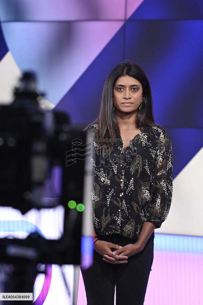 Prisca Thevenot On Dimanche En Politique - Paris