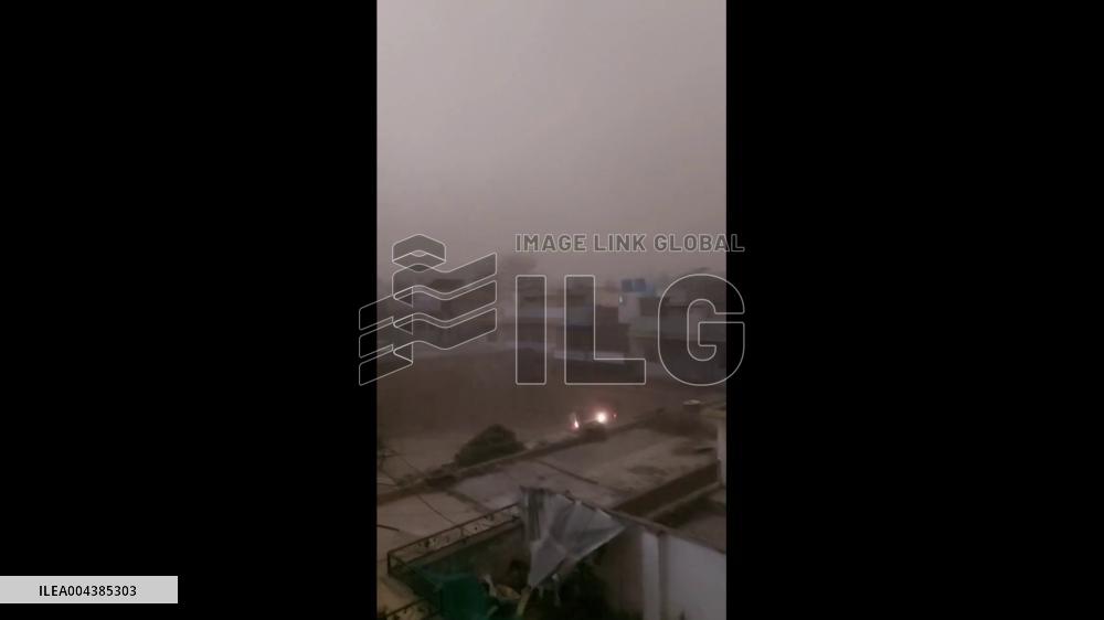Pakistan: Dust Storm Hits Rawalpindi, Reducing Visibility and Disrupting Traffic