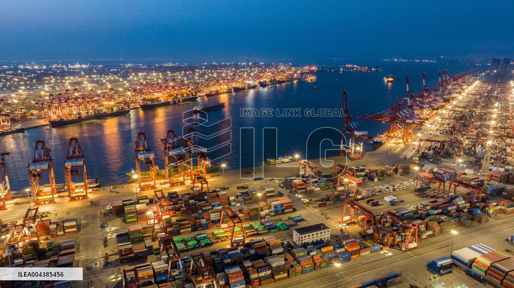 Qingdao Port Container Export