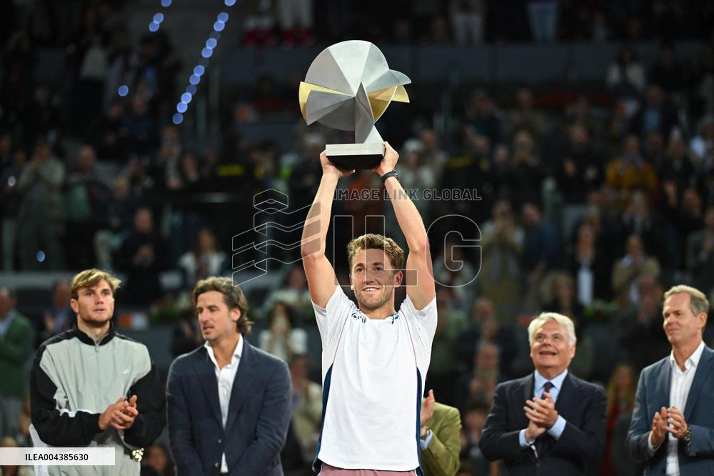 Casper Ruud Wins Mutua Madrid Open - Madrid
