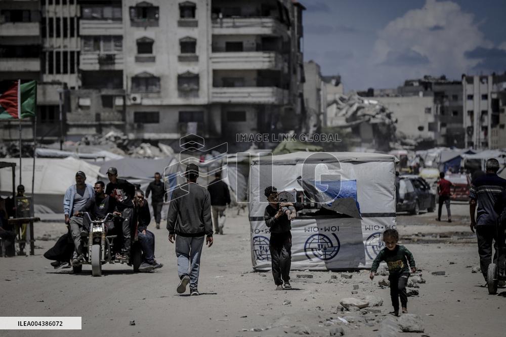 Daily Life of the Displaced in Gaza