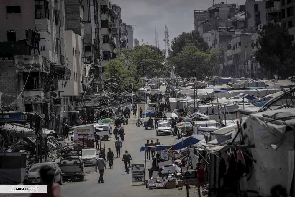 Daily Life of the Displaced in Gaza