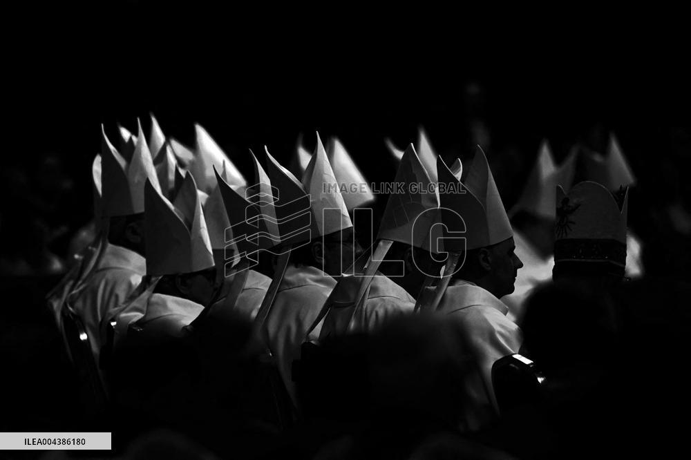 Cardinals at Ninth Novemdiales Mass - Vatican