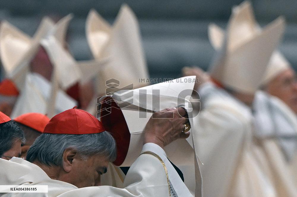 Cardinals at Ninth Novemdiales Mass - Vatican