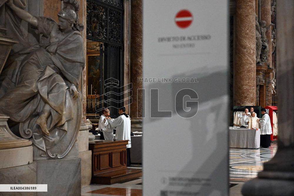 Cardinals at Ninth Novemdiales Mass - Vatican