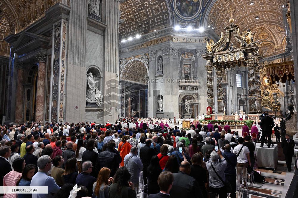 Cardinals at Ninth Novemdiales Mass - Vatican