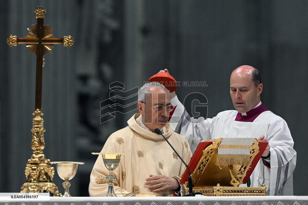 Cardinals at Ninth Novemdiales Mass - Vatican