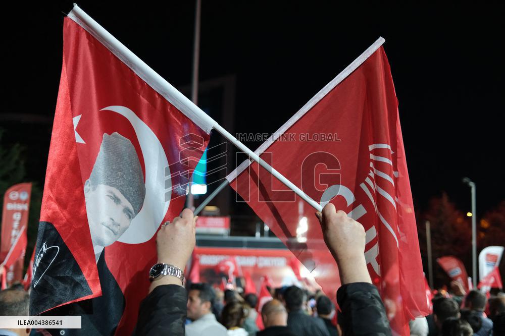 Turkish Opposition Leader Is Attacked In Istanbul - Turkey