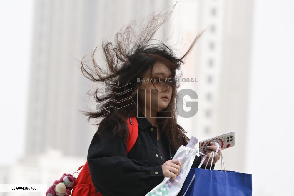 Strong Wind Hit Yinchuan